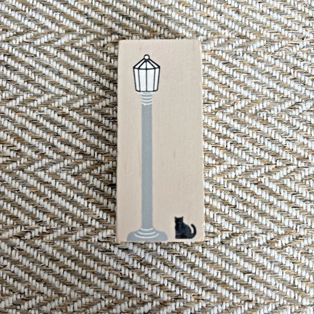 THE CATS MEOW 1995 # 71 LIONELL ILLUMINATED LAMP POST